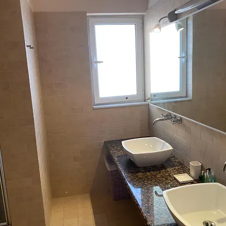 Nautical Nest Apartament Loutráki