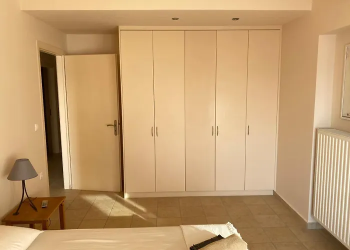 Nautical Nest Apartamento Loutráki